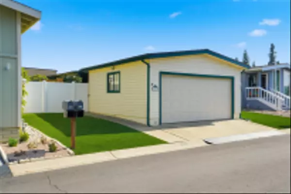 Santee, CA 92071,9255 N Magnolia Ave #339