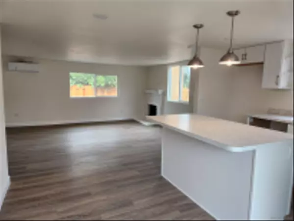 Vista, CA 92084,750 N Citrus Avenue, Unit #3