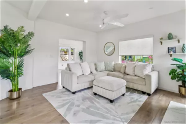 San Diego, CA 92102,2804 C St