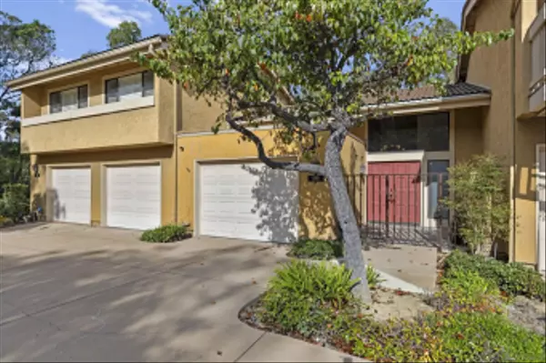 6595 Caminito Catalan, La Jolla, CA 92037