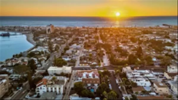 San Diego, CA 92109,1122 Oliver Ave