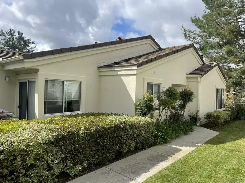 29543 Circle R Greens Dr., Escondido, CA 92026