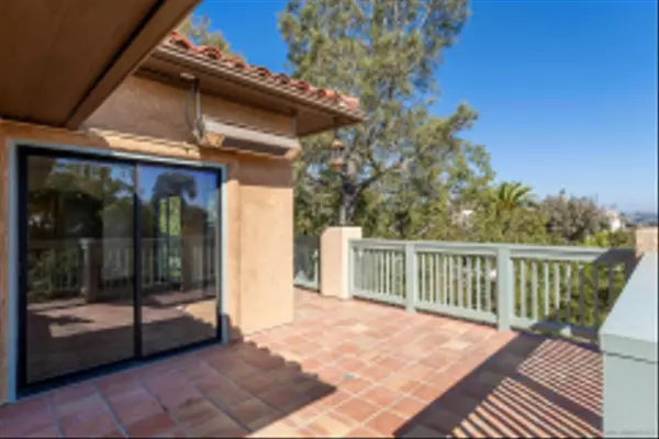 San Diego, CA 92106,3038 Udall St