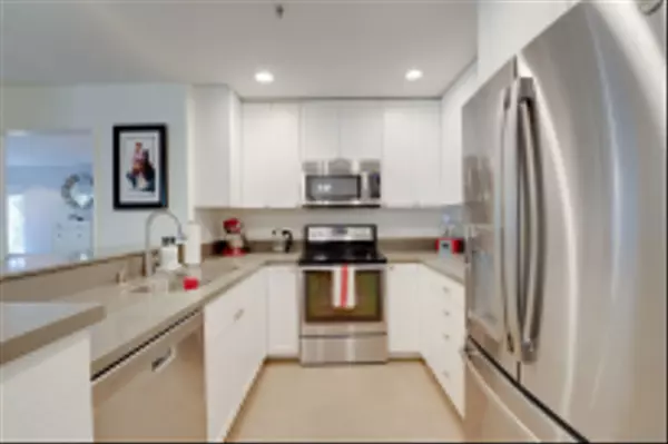 San Diego, CA 92110,5745 FRIARS ROAD #107