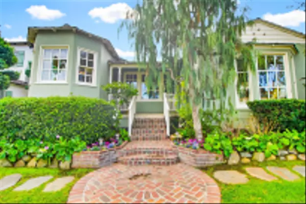 San Diego, CA 92106,3039 Dumas Street