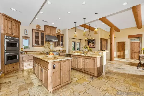 Ramona, CA 92065,15715 Green Valley Truck Trail