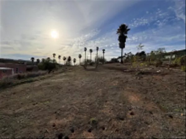 Bonsall, CA 92003,6960 W Lilac Rd