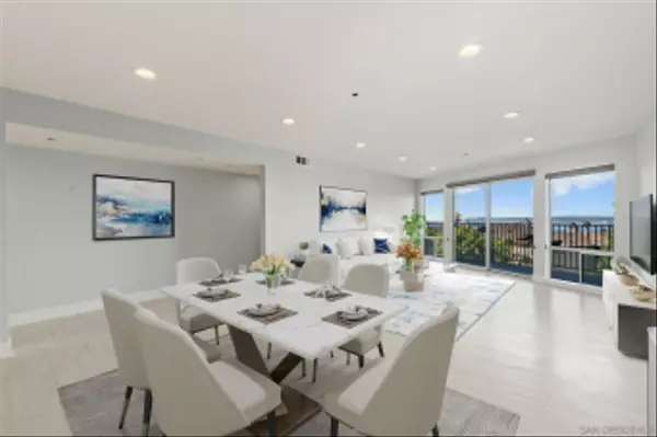 San Diego, CA 92101,2568 Albatross St #4D