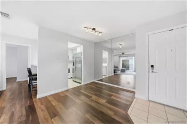 San Diego, CA 92102,3078 Broadway #316