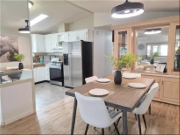 San Diego, CA 92120,4832 Old Cliffs Rd