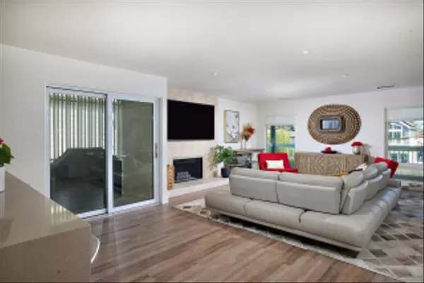 Coronado, CA 92118,1526 Ynez Pl