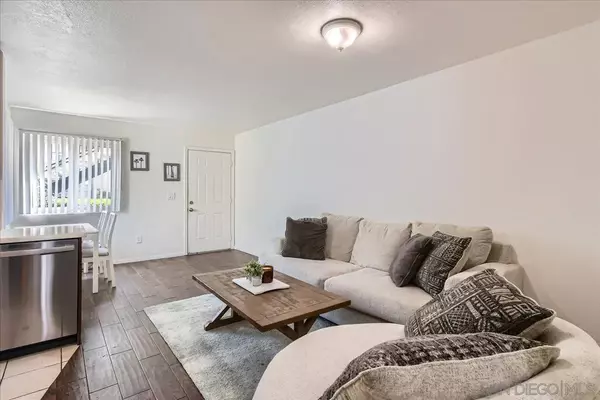 San Diego, CA 92113,3770 National Ave #2