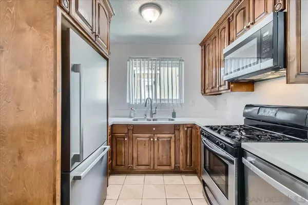 San Diego, CA 92113,3770 National Ave #2