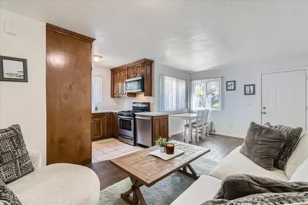 San Diego, CA 92113,3770 National Ave #2