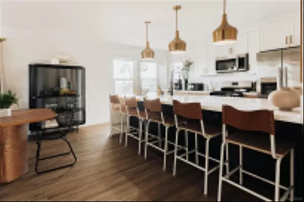 Oceanside, CA 92054,324 S Nevada St