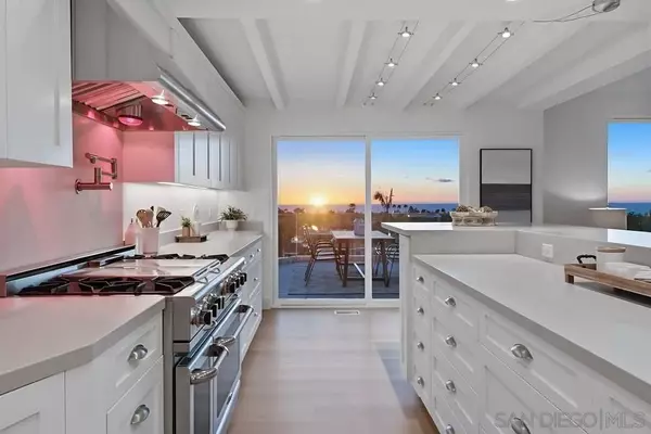 Encinitas, CA 92024,1711 Burgundy Rd.