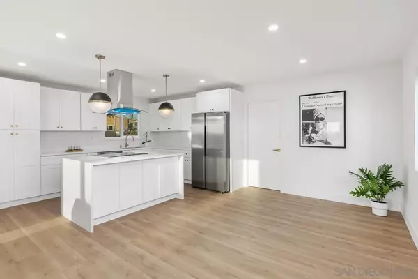 San Diego, CA 92119,6428 Lake Apopka pl