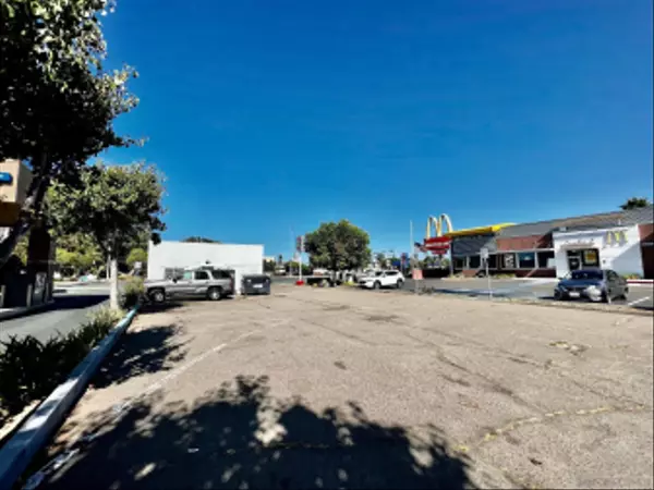 Imperial Beach, CA 91932,1115 PALM