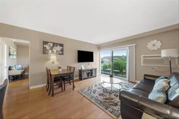 Carlsbad, CA 92009,2005 Costa Del Mar Rd #636