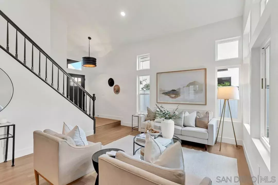 San Diego, CA 92128,12169 Via San Loreno