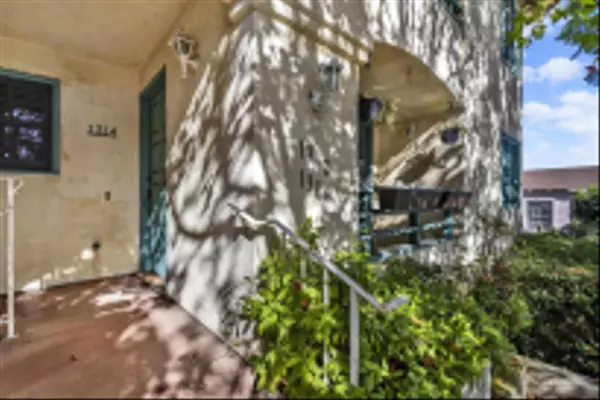 San Diego, CA 92106,1308-14 Locust St