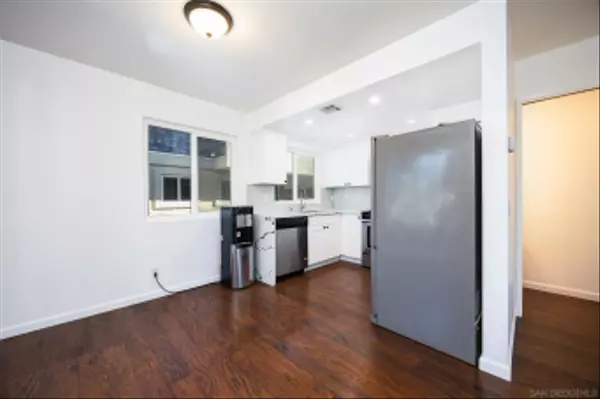 San Diego, CA 92115,4515 College Way #P