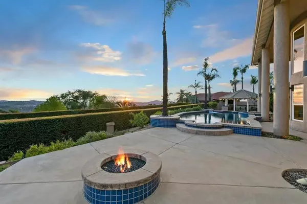 El Cajon, CA 92019,836 Camelot Pkwy