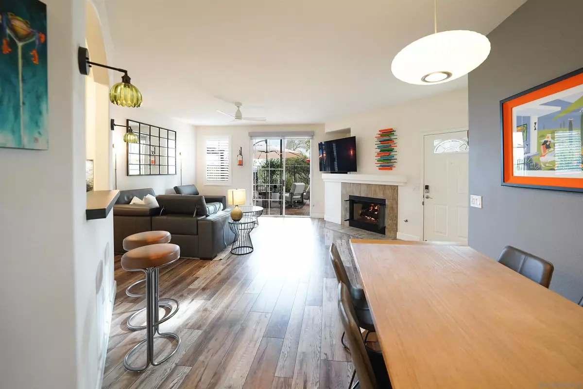 San Diego, CA 92128,12083 Tivoli Park Row #3