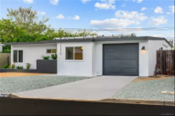 3270 Easy St, San Diego, CA 92105