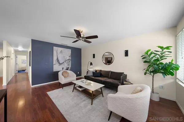 San Diego, CA 92117,4034 Conrad Avenue