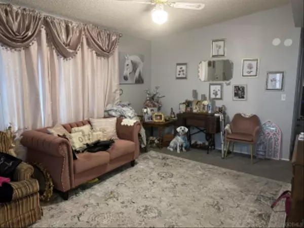 Lakeside, CA 92040,13460 Highway 8 Business #74