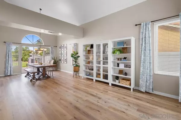 San Diego, CA 92129,12848 Salmon River Rd