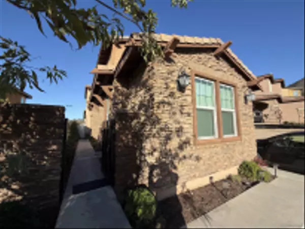 Fallbrook, CA 92028,338 Ventasso Way