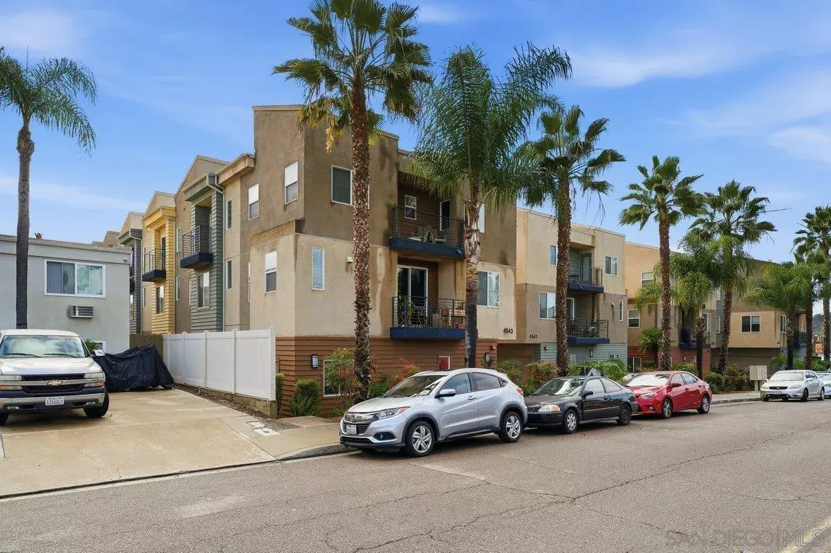 San Diego, CA 92120,4543 Rainier Avenue #19 #Unit 19