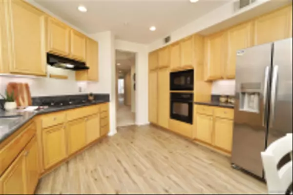 Carlsbad, CA 92008,817 Kalpati Circle #212