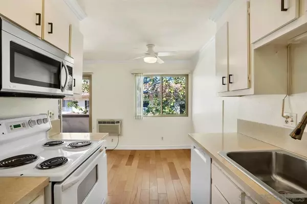 San Diego, CA 92119,8665 Lake Murray Blvd #14