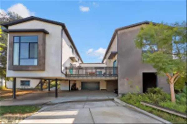 Carlsbad, CA 92008,385 Juniper