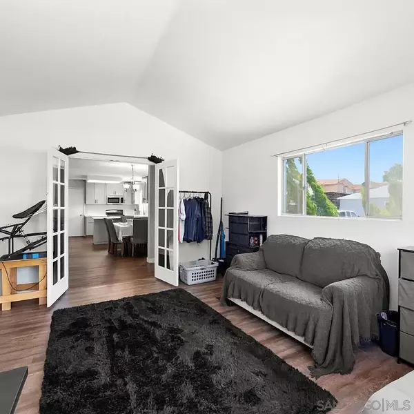 National City, CA 91950,2245 S Lanoitan Ave