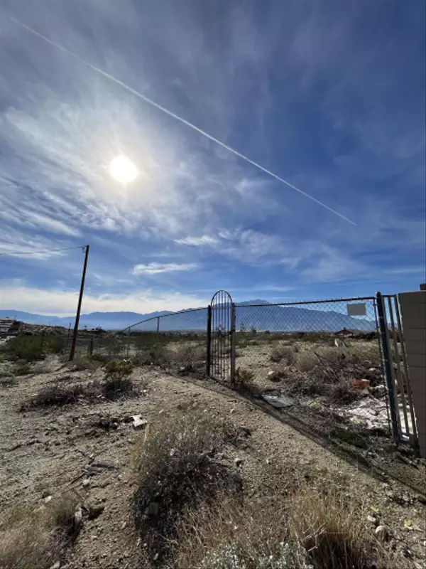 Desert Hot Springs, CA 92240,0 Miracle Hill Rd #3