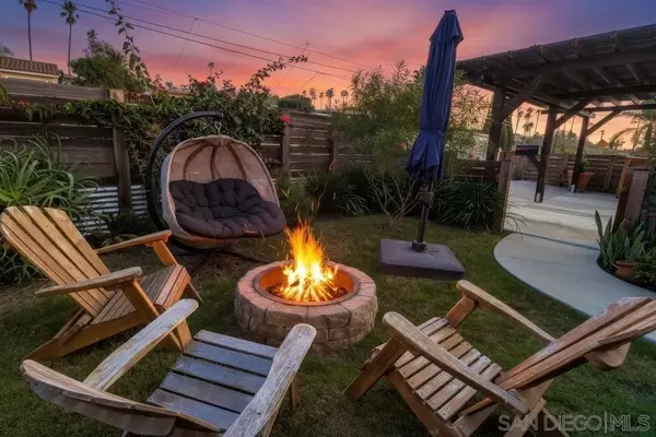 Vista, CA 92084,712 Lemon Avenue