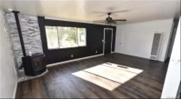 Ramona, CA 92065,842 11th Street