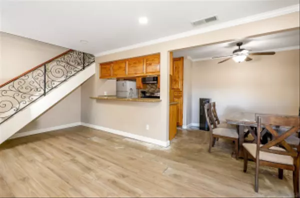 San Ysidro, CA 92173,2830 Terrace Pine Dr #C