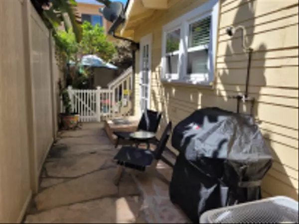 Coronado, CA 92118,817 Olive Ave