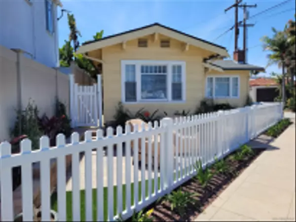 Coronado, CA 92118,817 Olive Ave