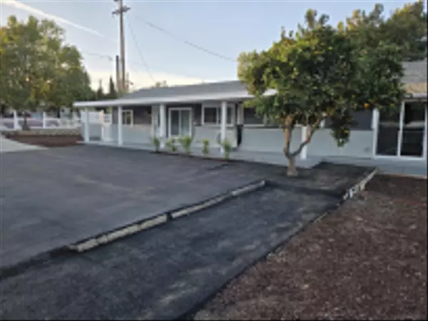 Escondido, CA 92025,940 S S Upas St