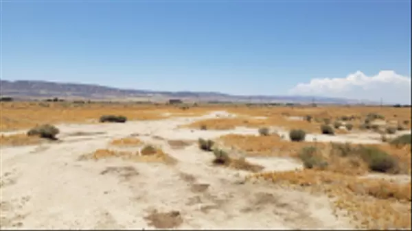 67 Cor 67 Stw Kettering ST #21, Del Sur, CA 93536