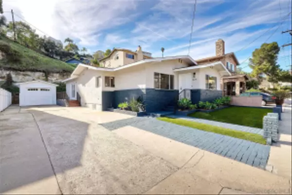 San Diego, CA 92103,3476 Reynard Way