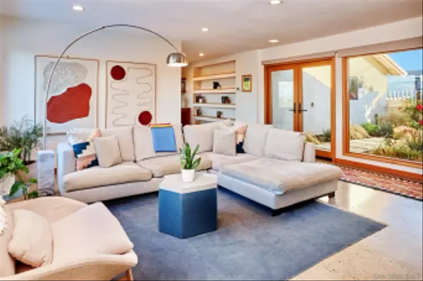 La Mesa, CA 91941,4176 E Arrieta Circle