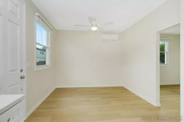 San Diego, CA 92115,4821 Monroe Ave