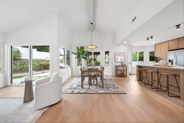 Oceanside, CA 92056,4737 Galicia Way